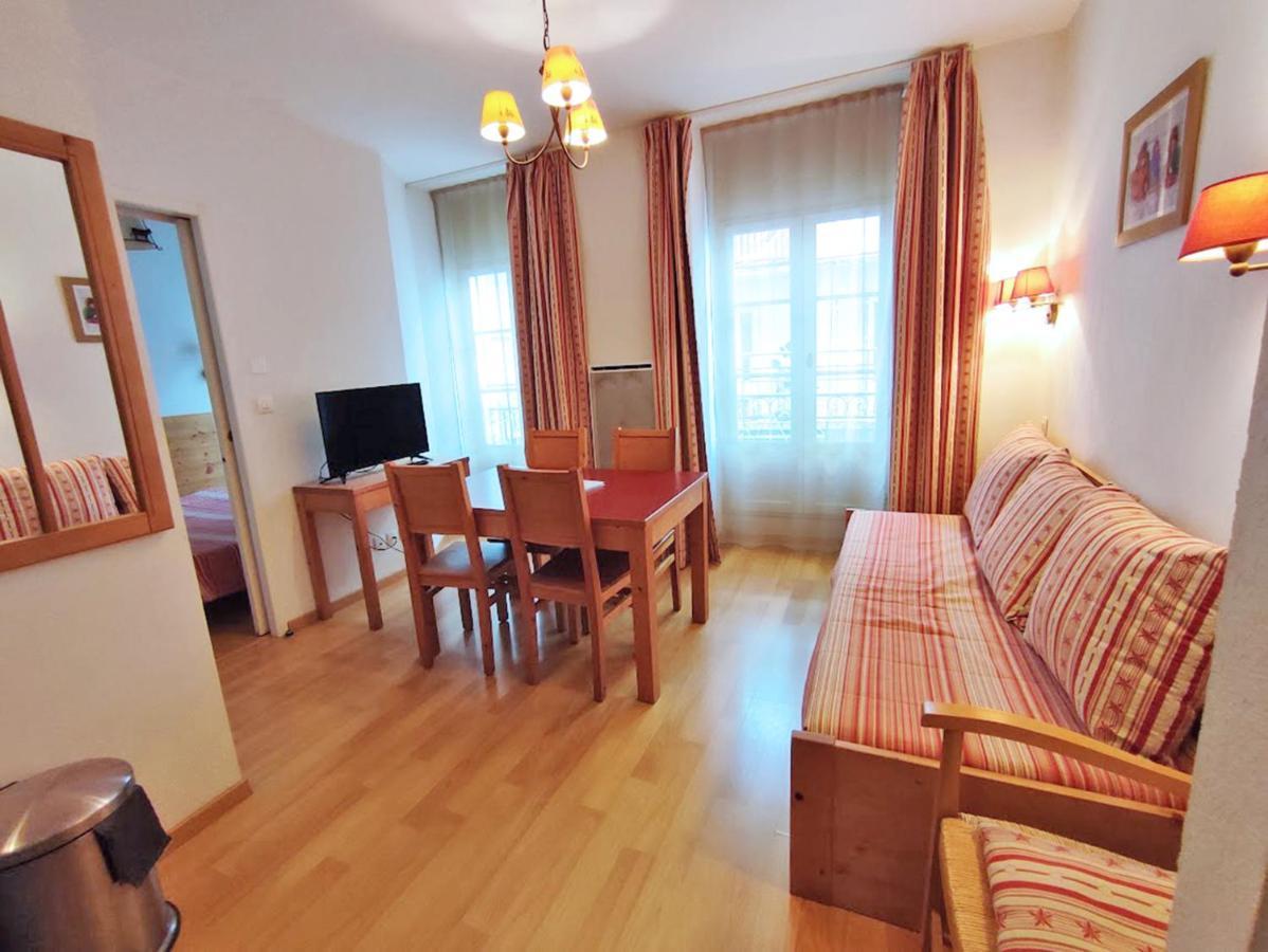 Oo, T2, Centre Luchon, Wifi, Casier A Skis, Ascenseur, 4 Personnes Apartment Bagneres-de-Luchon