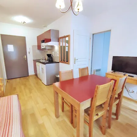 Oo, T2, Centre Luchon, Wifi, Casier A Skis, Ascenseur, 4 Personnes Bagneres-de-Luchon Exterior photo
