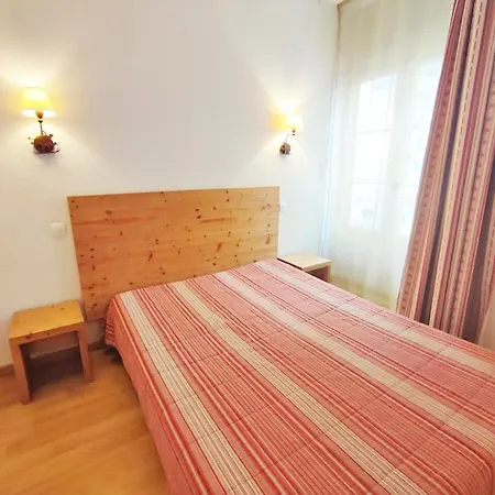 Oo, T2, Centre Luchon, Wifi, Casier A Skis, Ascenseur, 4 Personnes Bagneres-de-Luchon Exterior photo