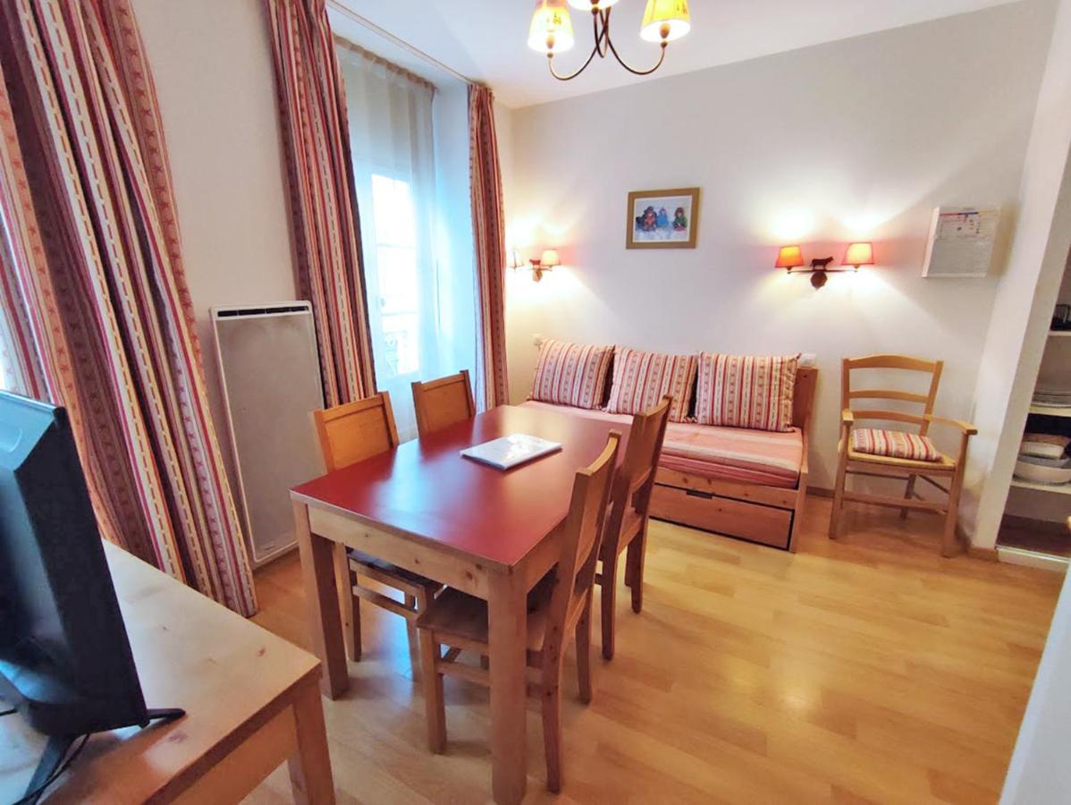 Oo, T2, Centre Luchon, Wifi, Casier A Skis, Ascenseur, 4 Personnes * Bagneres-de-Luchon